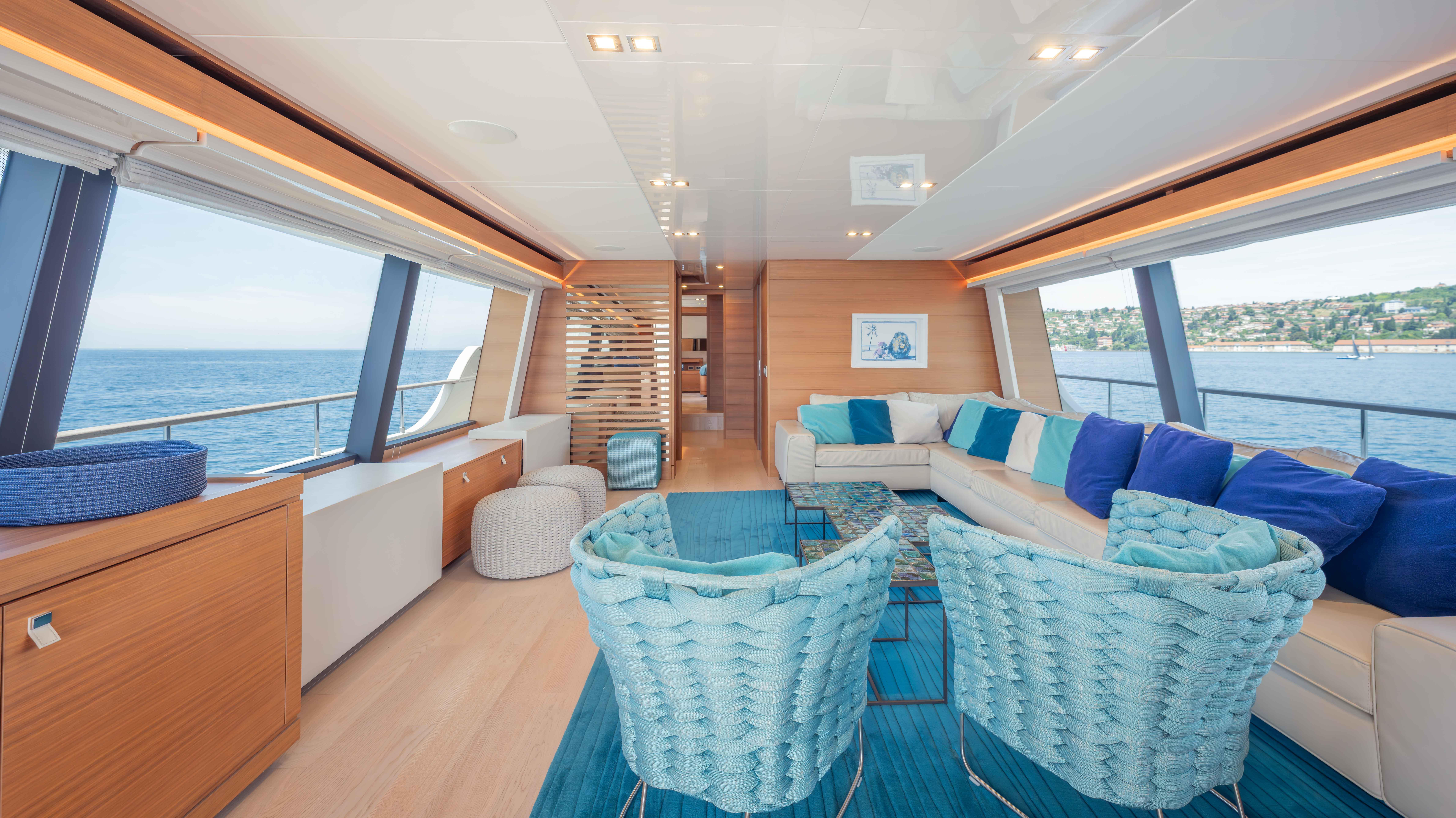 2017 CUSTOM LINE NAVETTA 28 